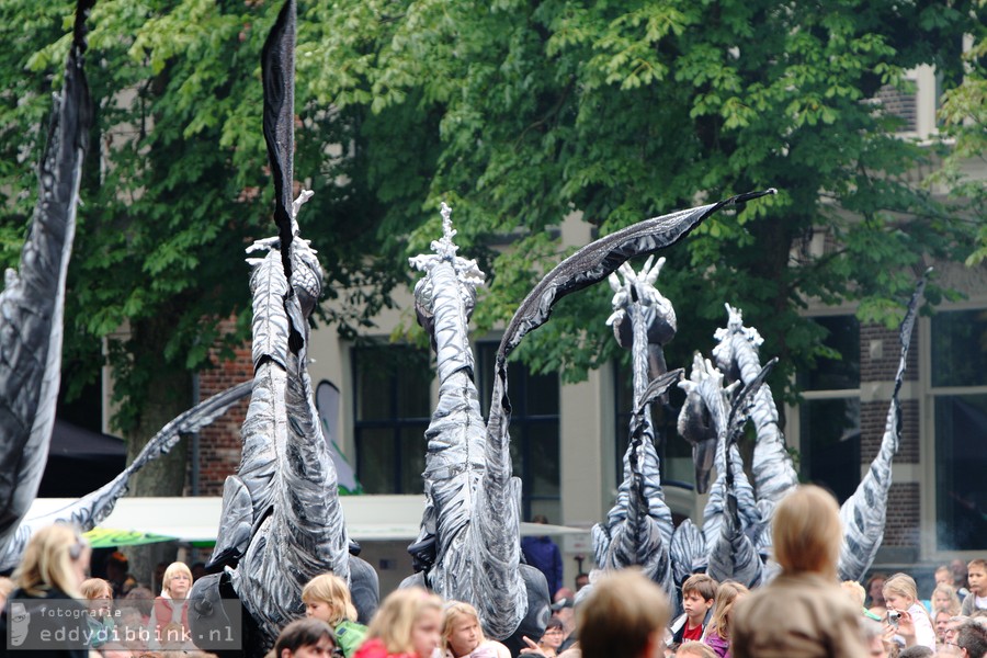 2011-07-03 Close-Act ism Theaterschip - Saurus Parade (Deventer Op Stelten) 005